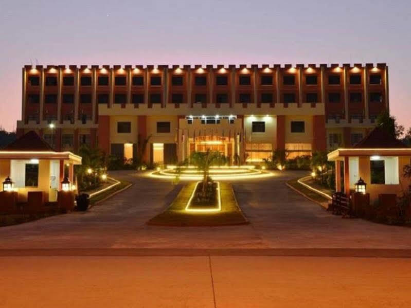 Great Wall Hotel - Nay Pyi Taw Oattara Thiri Екстер'єр фото